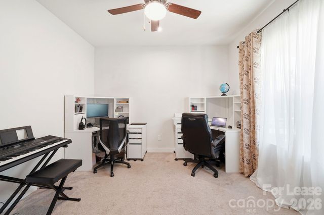 10129 Harvest Gold Drive, Charlotte, NC 28215