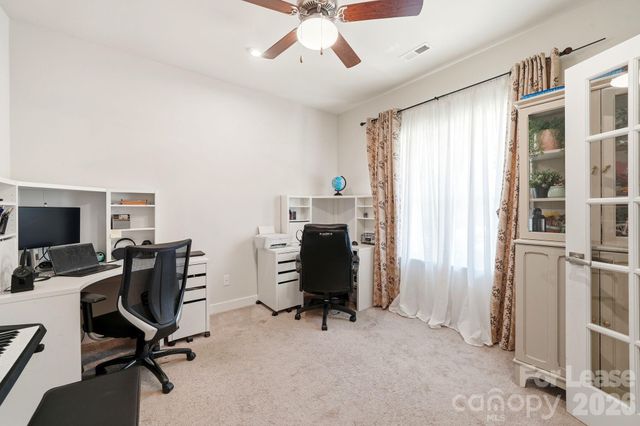 10129 Harvest Gold Drive, Charlotte, NC 28215