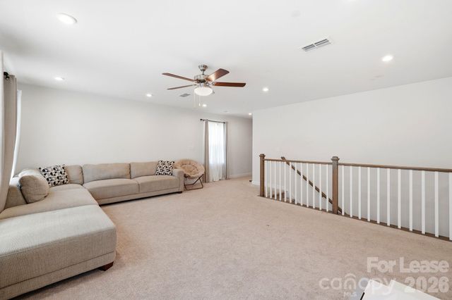 10129 Harvest Gold Drive, Charlotte, NC 28215