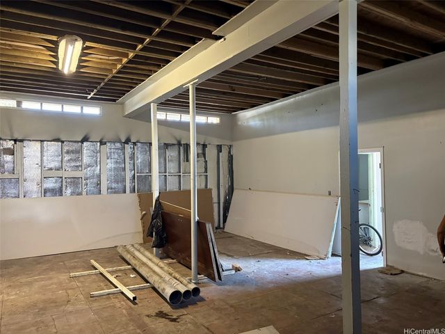 1104 Palama Street, Honolulu, HI 96817