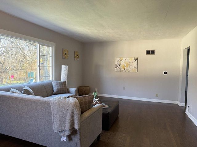 1633 Crescent Drive, Beloit, WI 53511