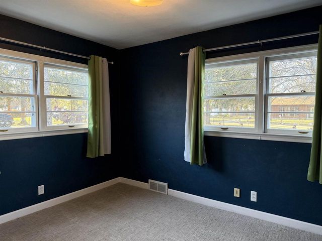 1633 Crescent Drive, Beloit, WI 53511