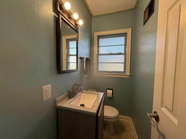 1633 Crescent Drive, Beloit, WI 53511