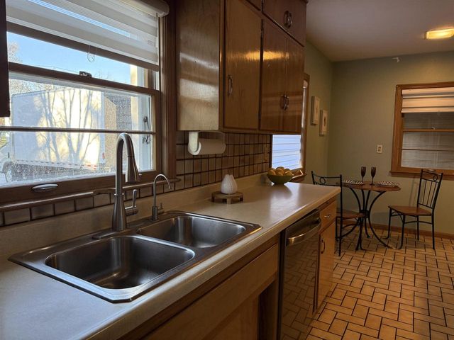 1633 Crescent Drive, Beloit, WI 53511