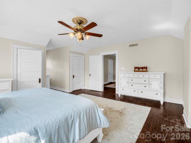 238 W Mountain Street, Rutherfordton, NC 28139