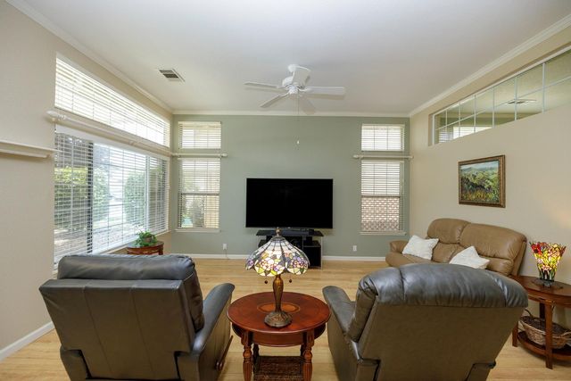 3817 Wilkesboro Ave, Modesto, CA 95357