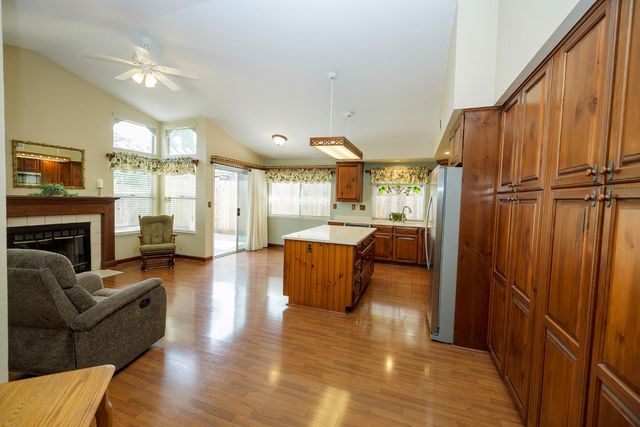 3817 Wilkesboro Ave, Modesto, CA 95357