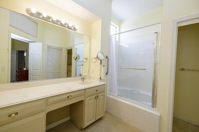 3817 Wilkesboro Ave, Modesto, CA 95357