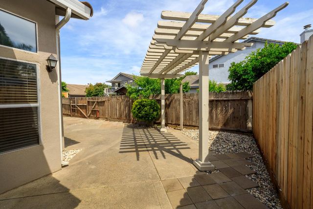 3817 Wilkesboro Ave, Modesto, CA 95357