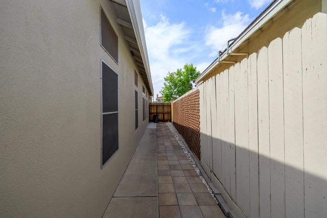3817 Wilkesboro Ave, Modesto, CA 95357