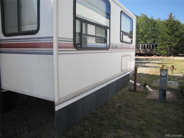 84 Clubcar Rd, Hartsel, CO 80449