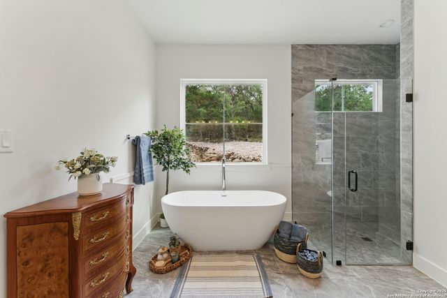 321 Bentwood, Spring Branch, TX 78070
