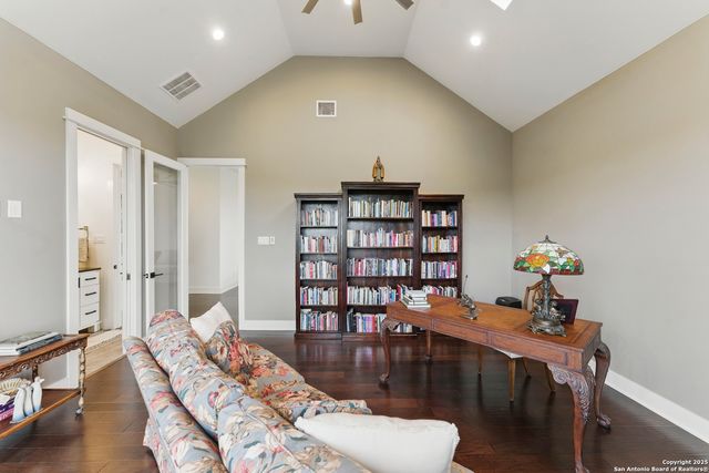321 Bentwood, Spring Branch, TX 78070
