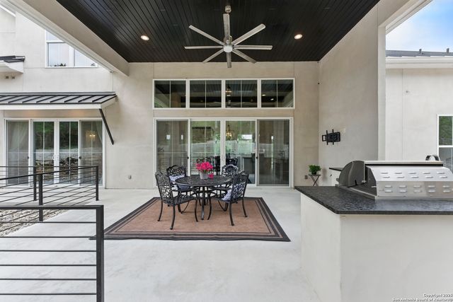321 Bentwood, Spring Branch, TX 78070