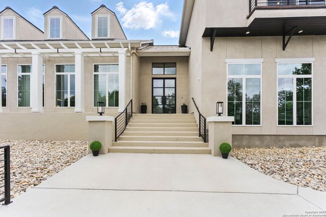 321 Bentwood, Spring Branch, TX 78070