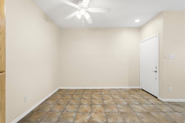 2025 Augusta Drive 605, Houston, TX 77057