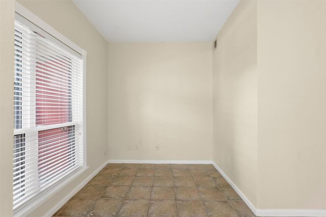 2025 Augusta Drive 605, Houston, TX 77057