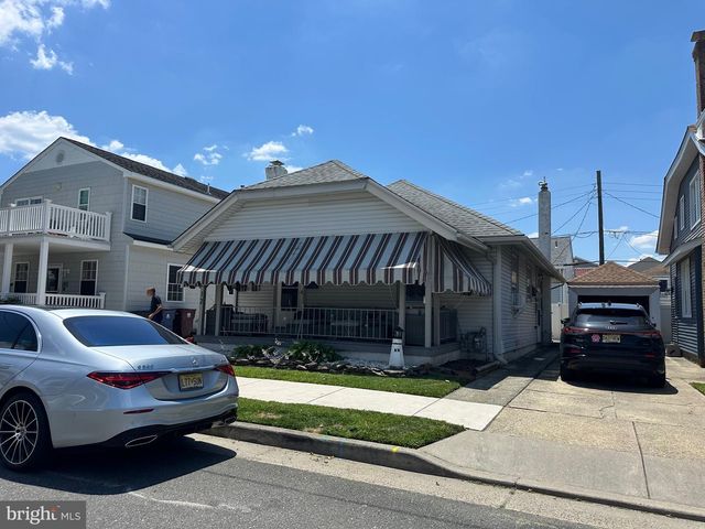 12 N SWARTHMORE AVE, Ventnor City, NJ 08406