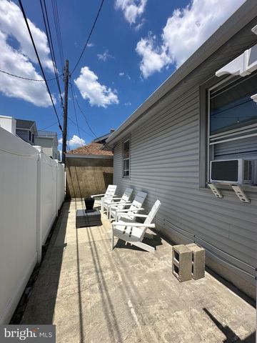 12 N SWARTHMORE AVE, Ventnor City, NJ 08406