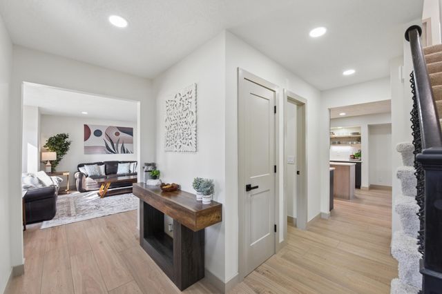 3233 Churchill Court, Woodbury, MN 55125