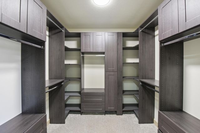 3233 Churchill Court, Woodbury, MN 55125