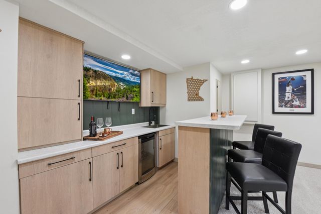 3233 Churchill Court, Woodbury, MN 55125