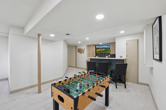 3233 Churchill Court, Woodbury, MN 55125