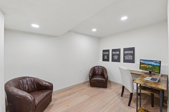 3233 Churchill Court, Woodbury, MN 55125