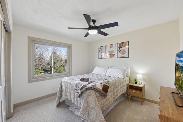 3233 Churchill Court, Woodbury, MN 55125