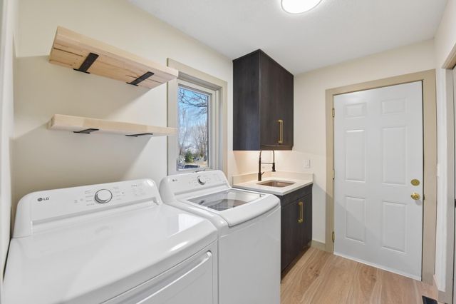 3233 Churchill Court, Woodbury, MN 55125