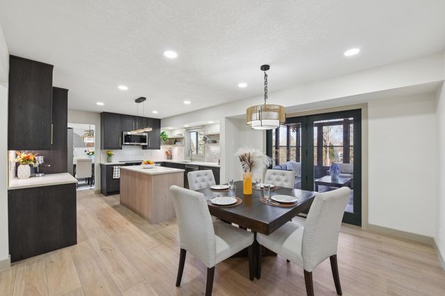 3233 Churchill Court, Woodbury, MN 55125