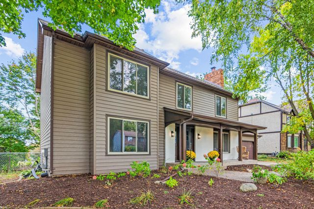 3233 Churchill Court, Woodbury, MN 55125