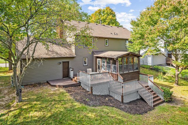 3233 Churchill Court, Woodbury, MN 55125