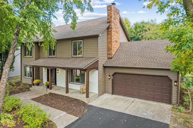 3233 Churchill Court, Woodbury, MN 55125