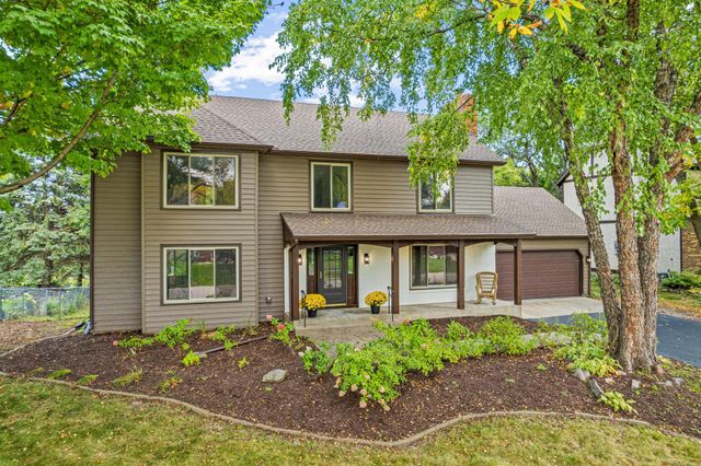 3233 Churchill Court, Woodbury, MN 55125