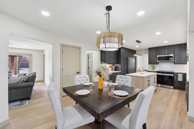 3233 Churchill Court, Woodbury, MN 55125