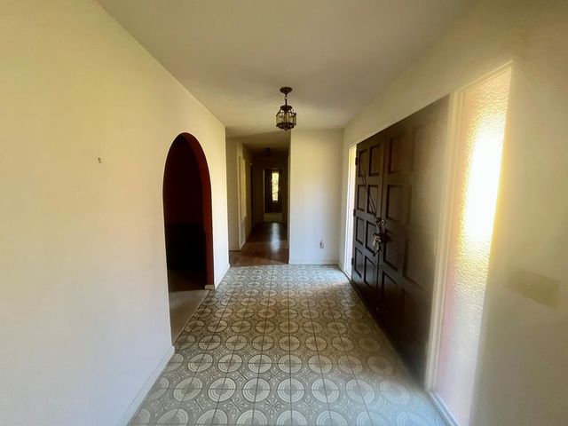 8 Motts Drive, Seale, AL 36875