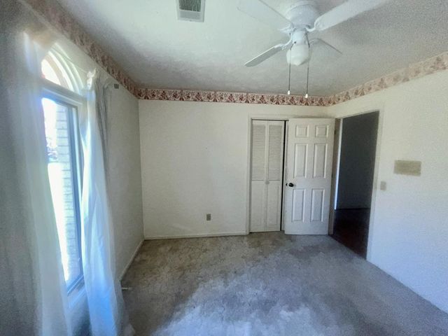 8 Motts Drive, Seale, AL 36875