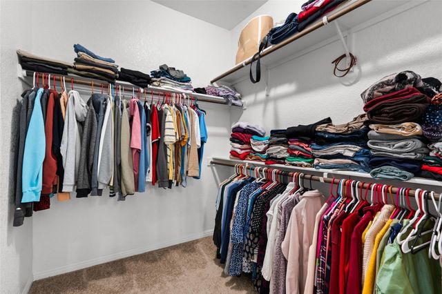 325 La Joya PASS, Leander, TX 78641