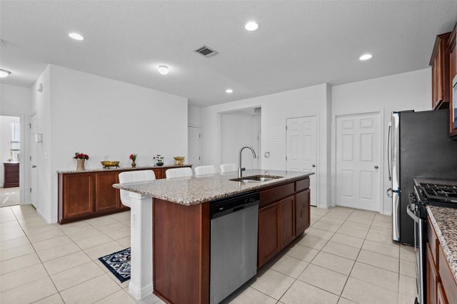 325 La Joya PASS, Leander, TX 78641