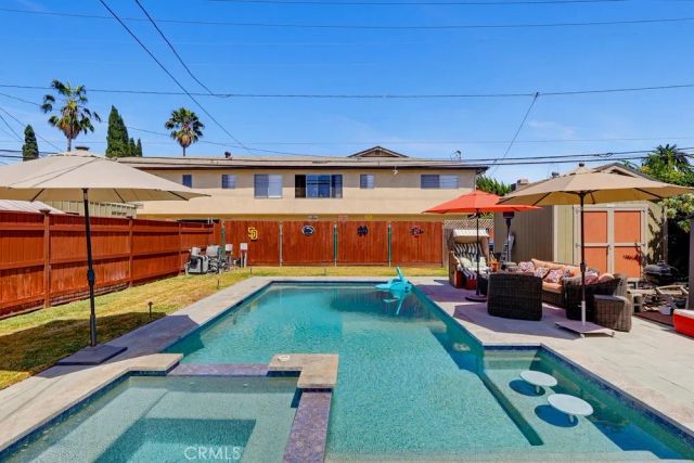 376 Orizaba Avenue, Long Beach, CA 90814
