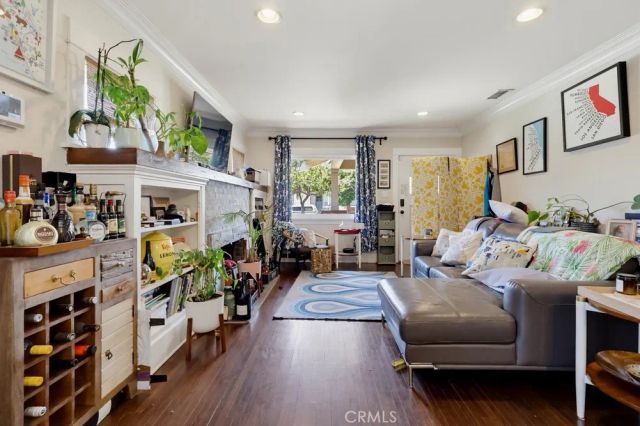376 Orizaba Avenue, Long Beach, CA 90814