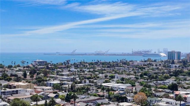 376 Orizaba Avenue, Long Beach, CA 90814