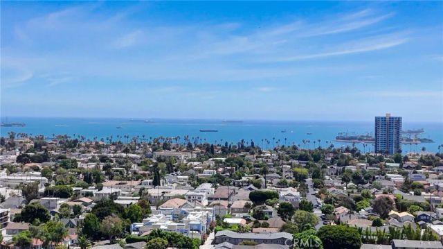 376 Orizaba Avenue, Long Beach, CA 90814