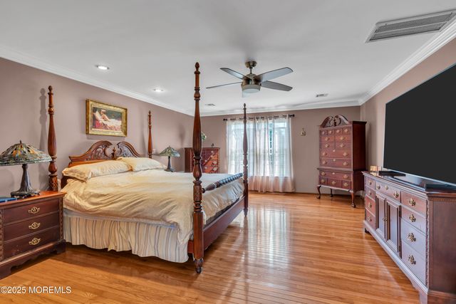 5 Pheasant Road, Colts Neck, NJ 07722