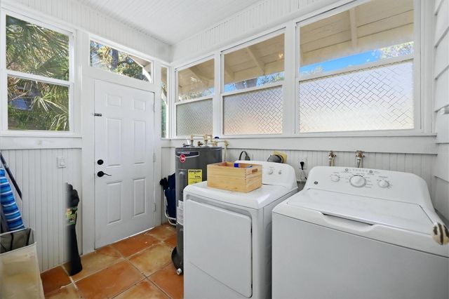 4116 SWIFT ROAD, Sarasota, FL 34231