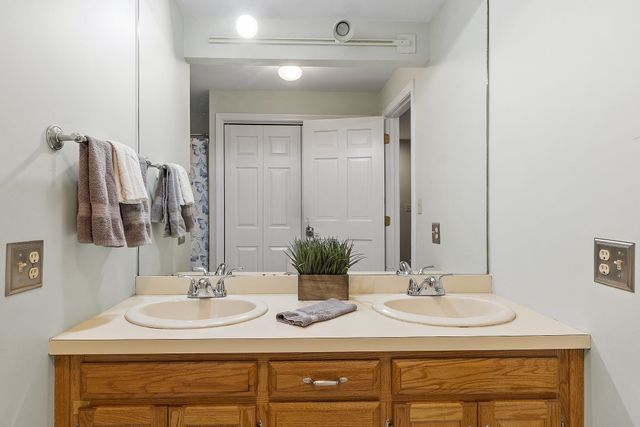 153 Coffin Rd Unit 32, Epping, NH 03042