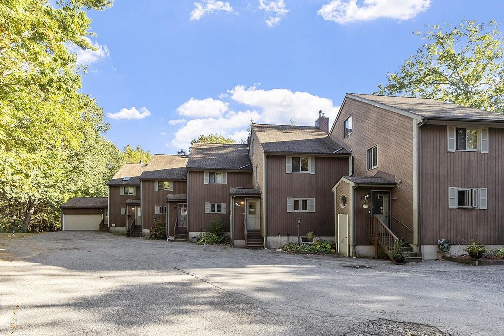 153 Coffin Rd Unit 32, Epping, NH 03042