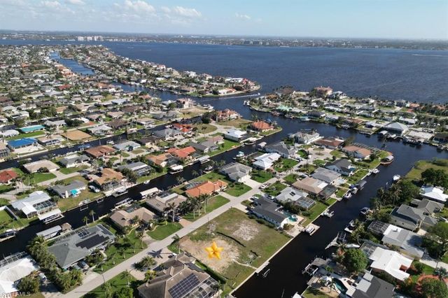 5336 Congo CT, Cape Coral, FL 33904