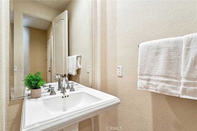 19262 Monterey Street, Apple Valley, CA 92308